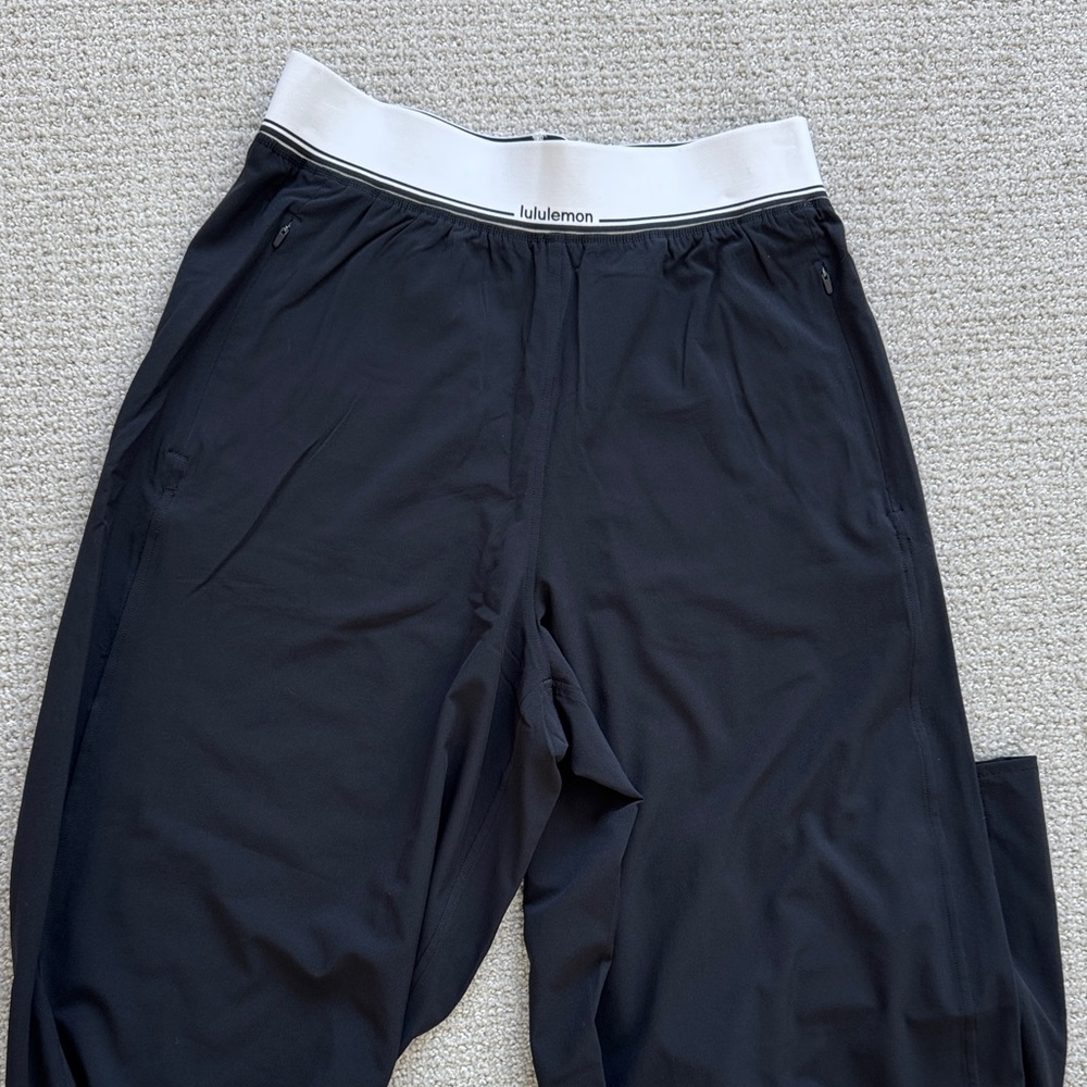 lululemon wide leg White Waistband pant